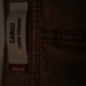 Levi’s Loose Straight Cargo Pants